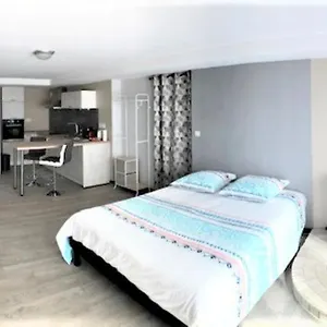 Studio Neuf Indépendant Entrée Privée Appartement