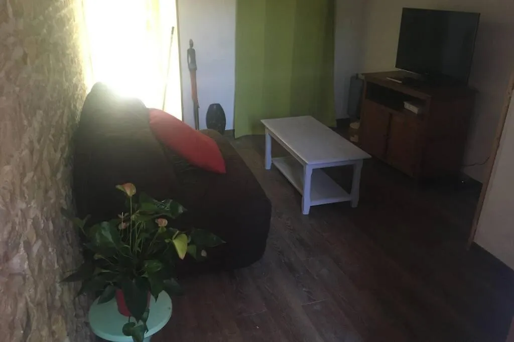 Holiday home Maison Appart Du Mont July Ceyzeriat